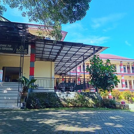 Bayak Hotel Bumdes Cipayung & Resort Ciguntur Exteriér fotografie