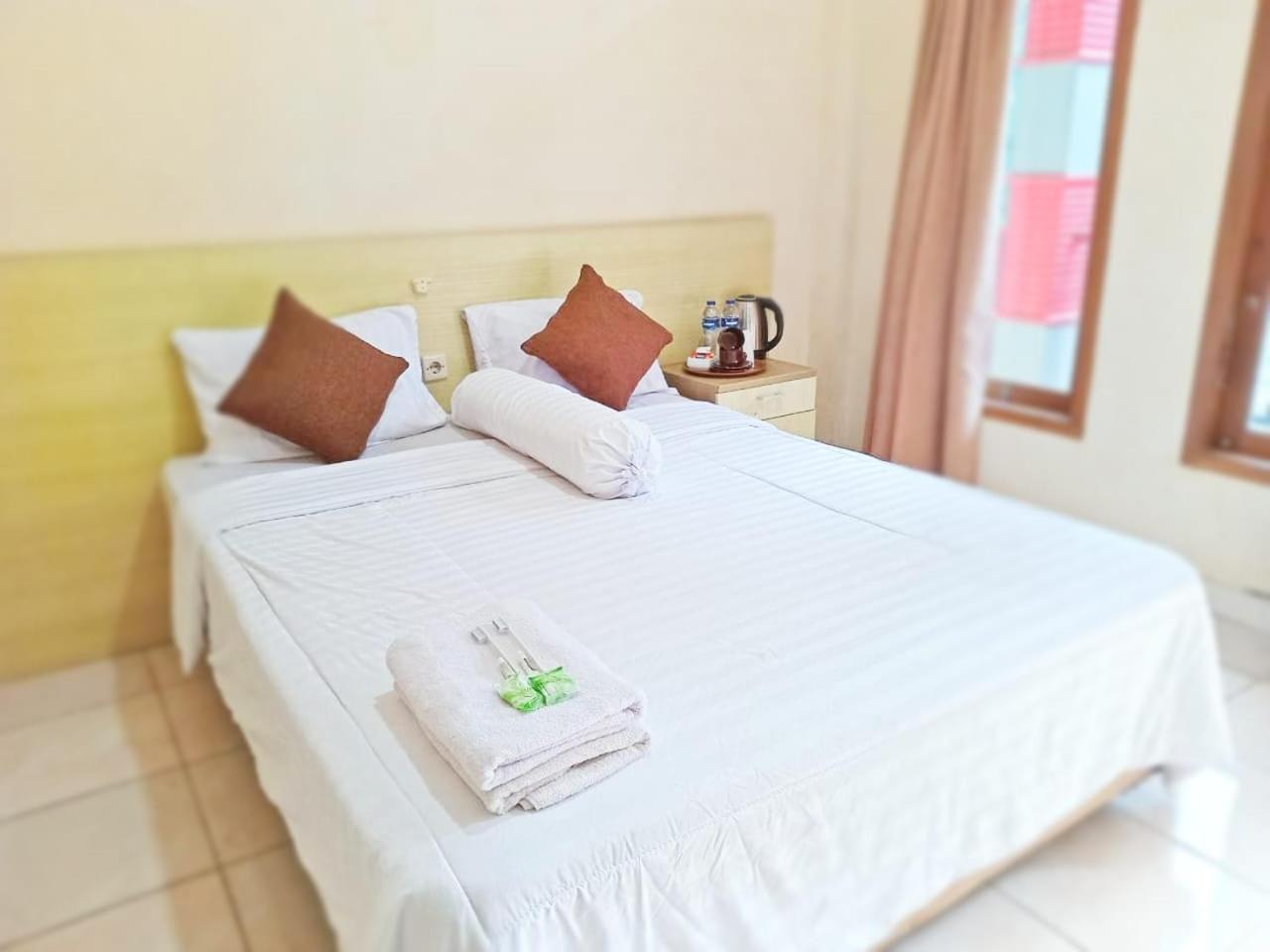 Bayak Hotel Bumdes Cipayung & Resort Ciguntur Exteriér fotografie